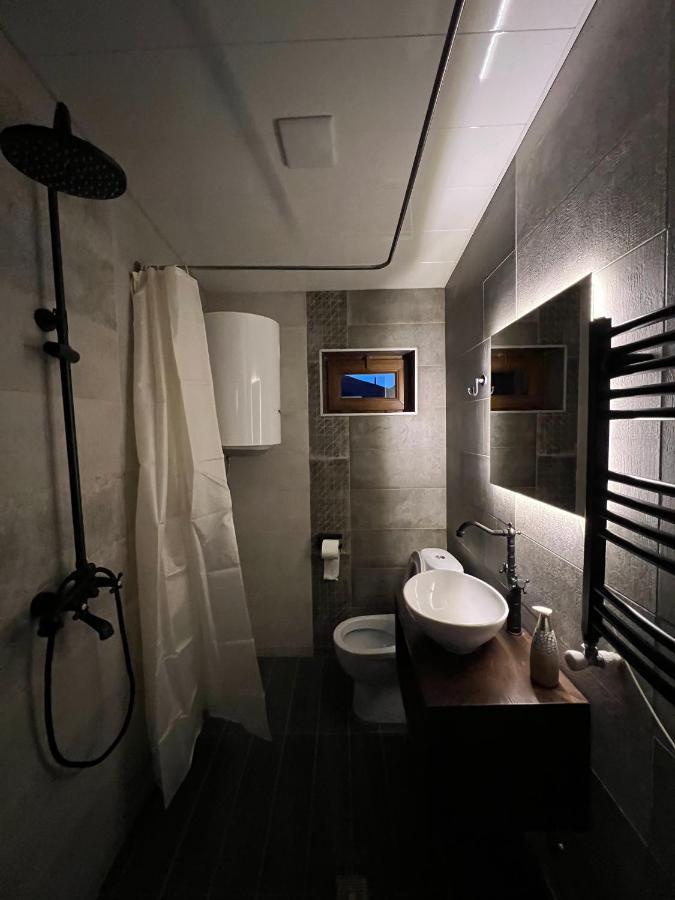 Hotel Eden Местия Екстериор снимка