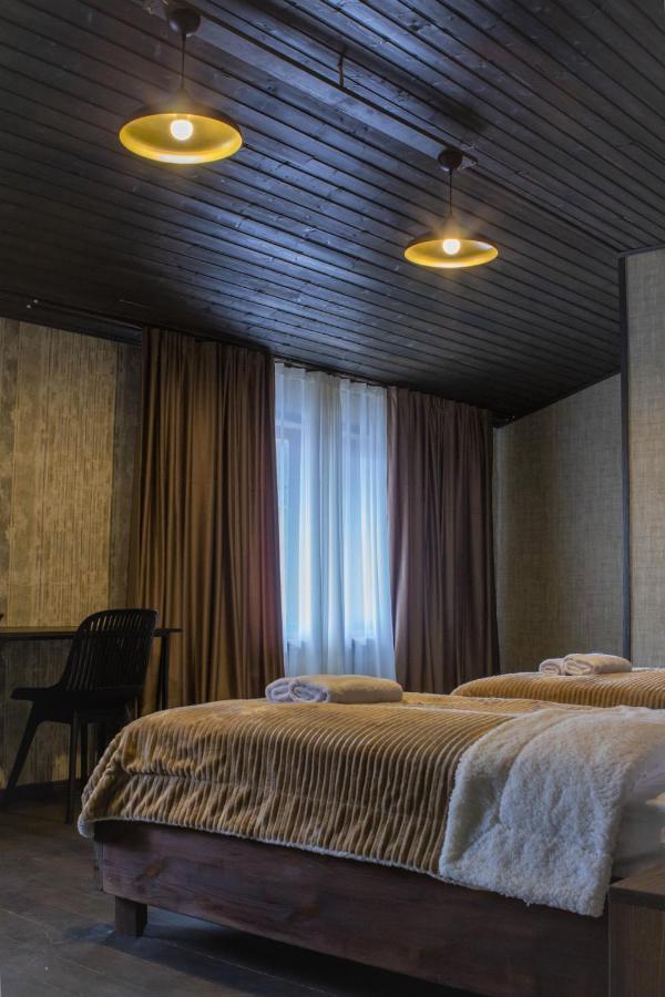 Hotel Eden Местия Екстериор снимка