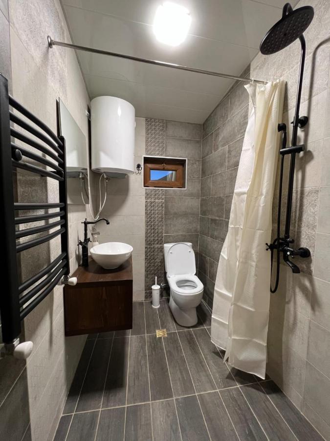 Hotel Eden Местия Екстериор снимка