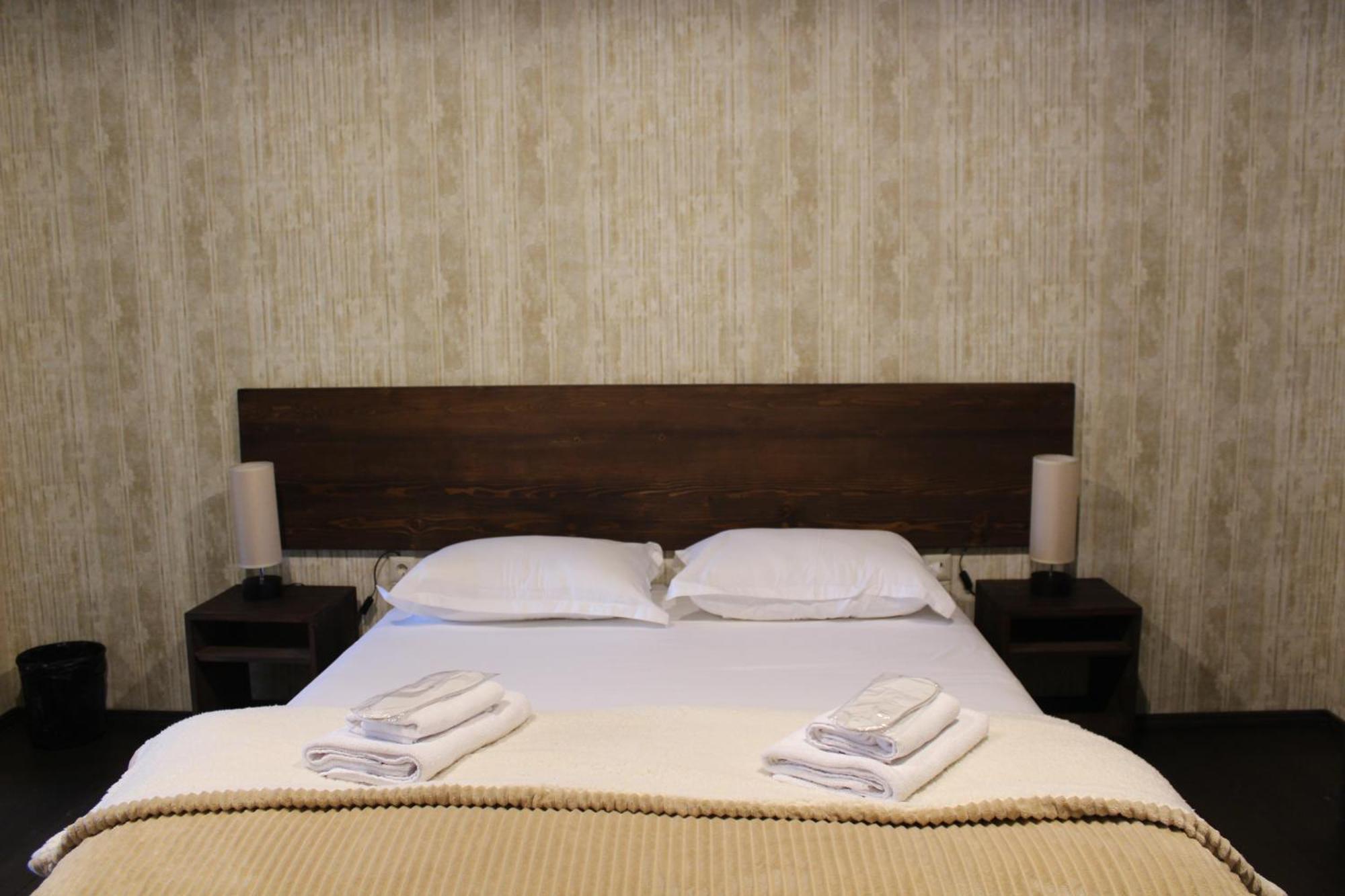 Hotel Eden Местия Екстериор снимка